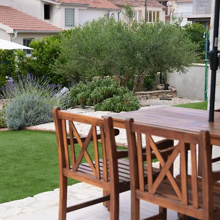 Apartment Laura Brodarica (Sibenik-Knin)