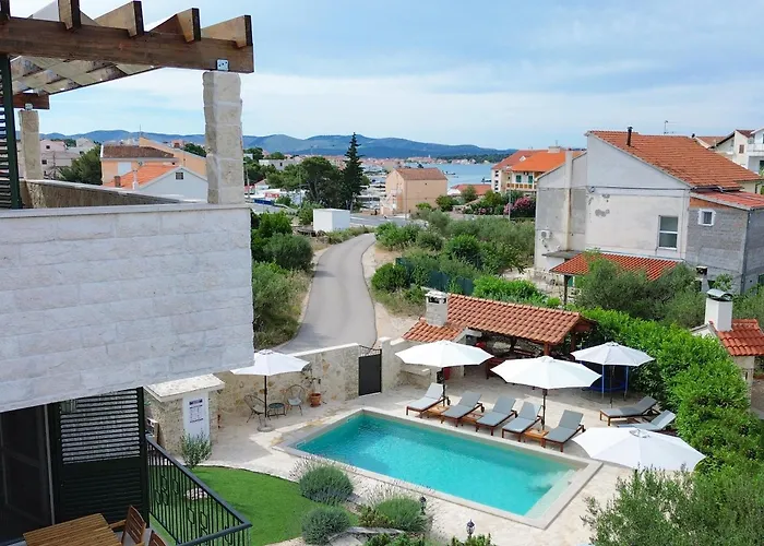 Laura Brodarica (Sibenik-Knin)